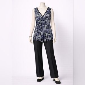 Daisy Fuentes Blue Gray Floral Sleeveless Top